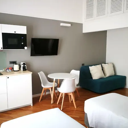 Carulli 69 - Flexible Check-In Apartments Bari Exterior photo